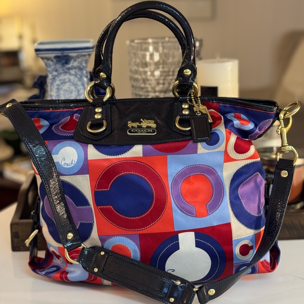 Like New Coach Multicolor Geometric Shoulder Bag